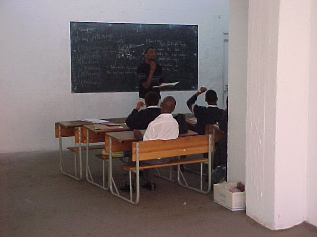 classroom Thekwini.JPG (40033 bytes)